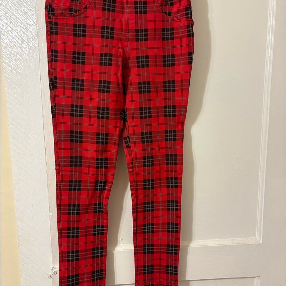 Sanctuary Women’s Red and Black Plaid Stretchy Pants